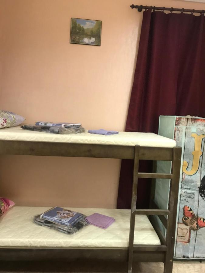 Ararat-Demeevskaya Hostel Kijev Kültér fotó
