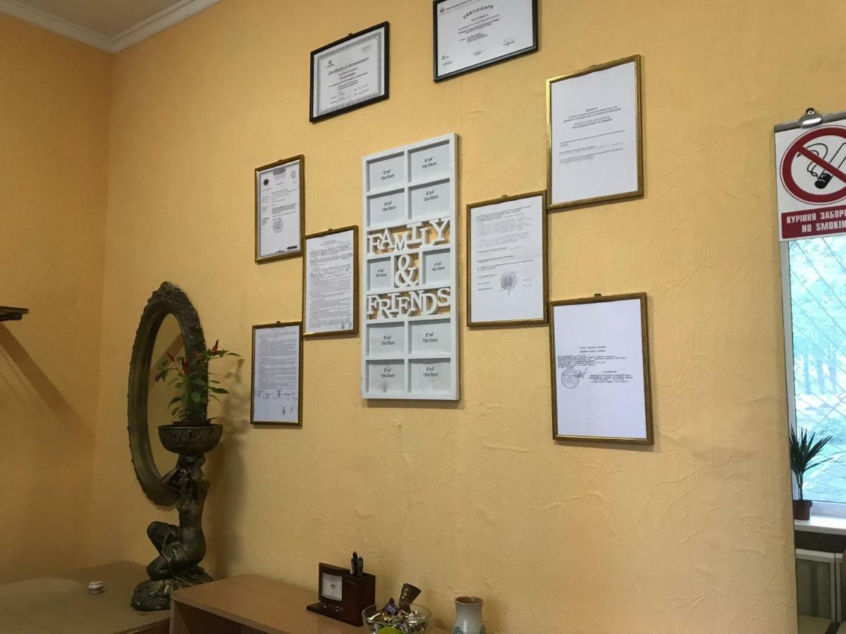 Ararat-Demeevskaya Hostel Kijev Kültér fotó